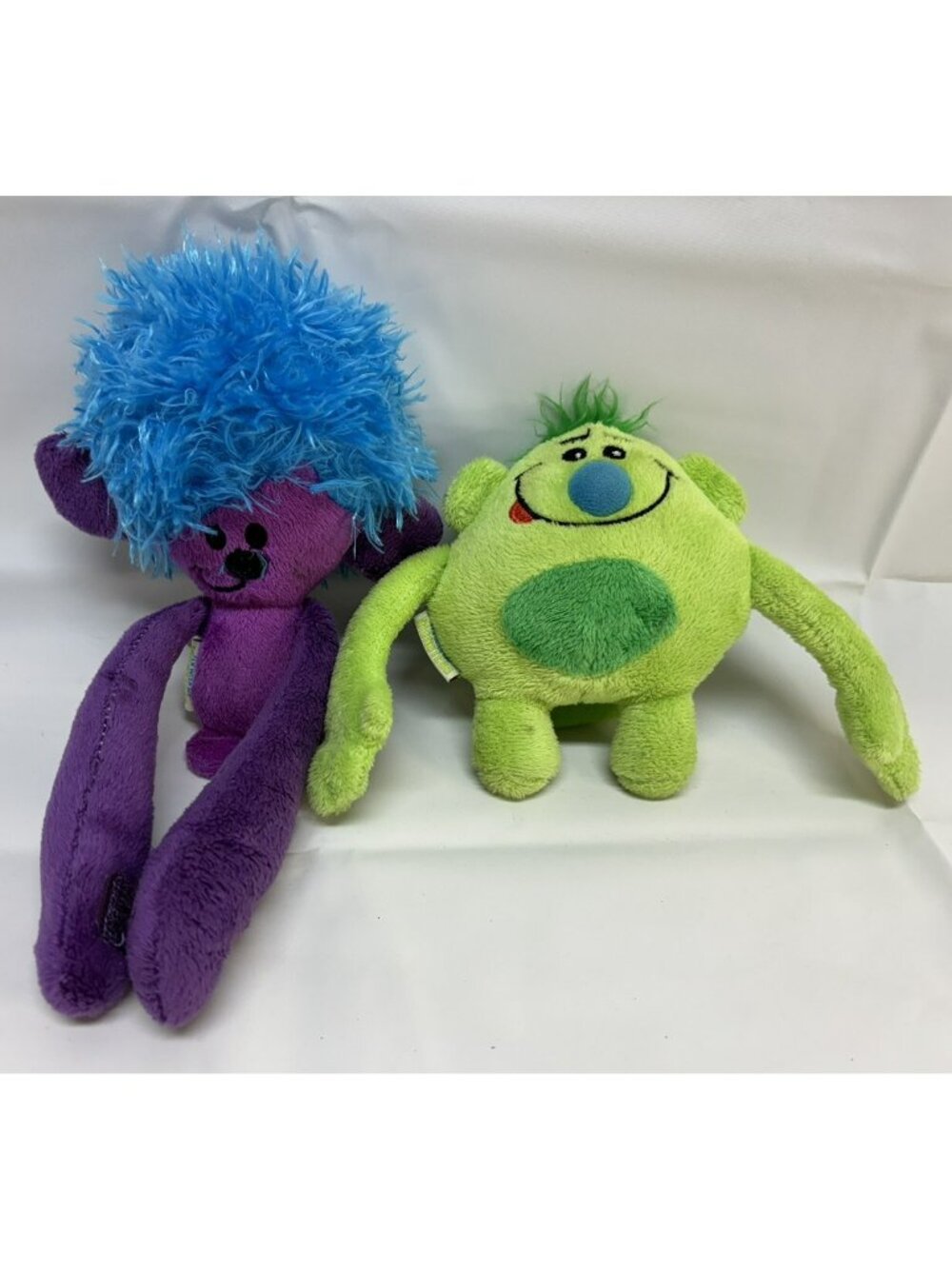 2 Emirates Fly With Me Monsters Plush Stuffed Animals Purple Green JimBob Mundy